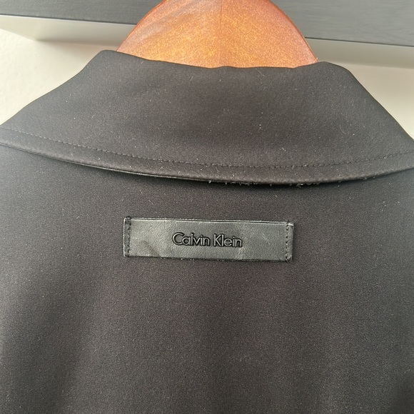 Matrix like black belted trench coat - Picture 6 of 14